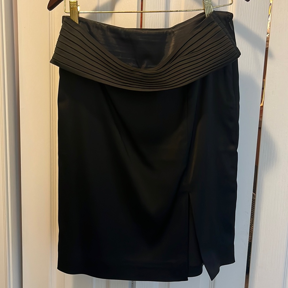 White House Black Market Black Pencil Skirt, Separate Cummerbund/Size 4 like new